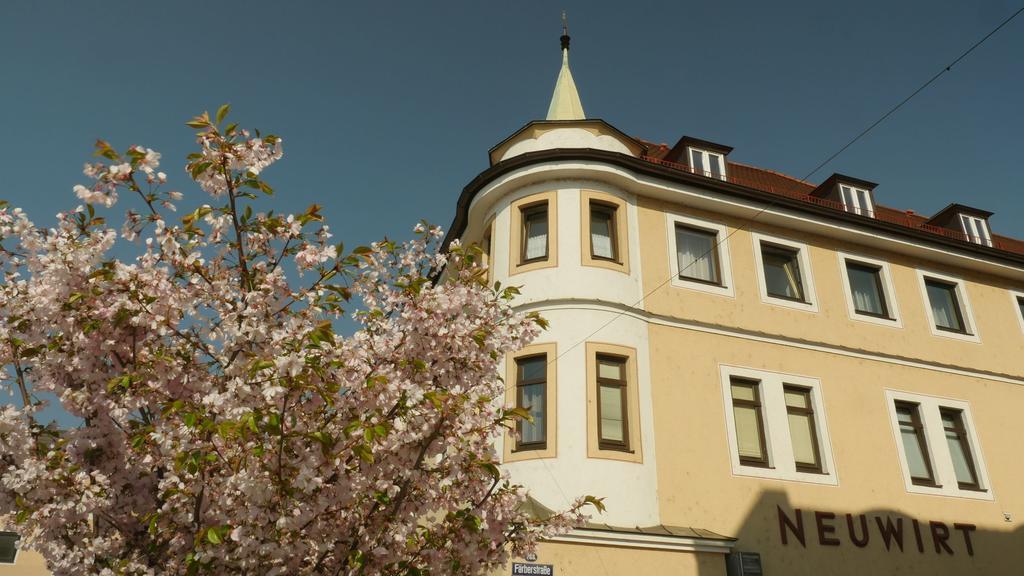 Hotel & Brauerei-Gasthof Neuwirt 노이부르크 안 데어 도나우 외부 사진