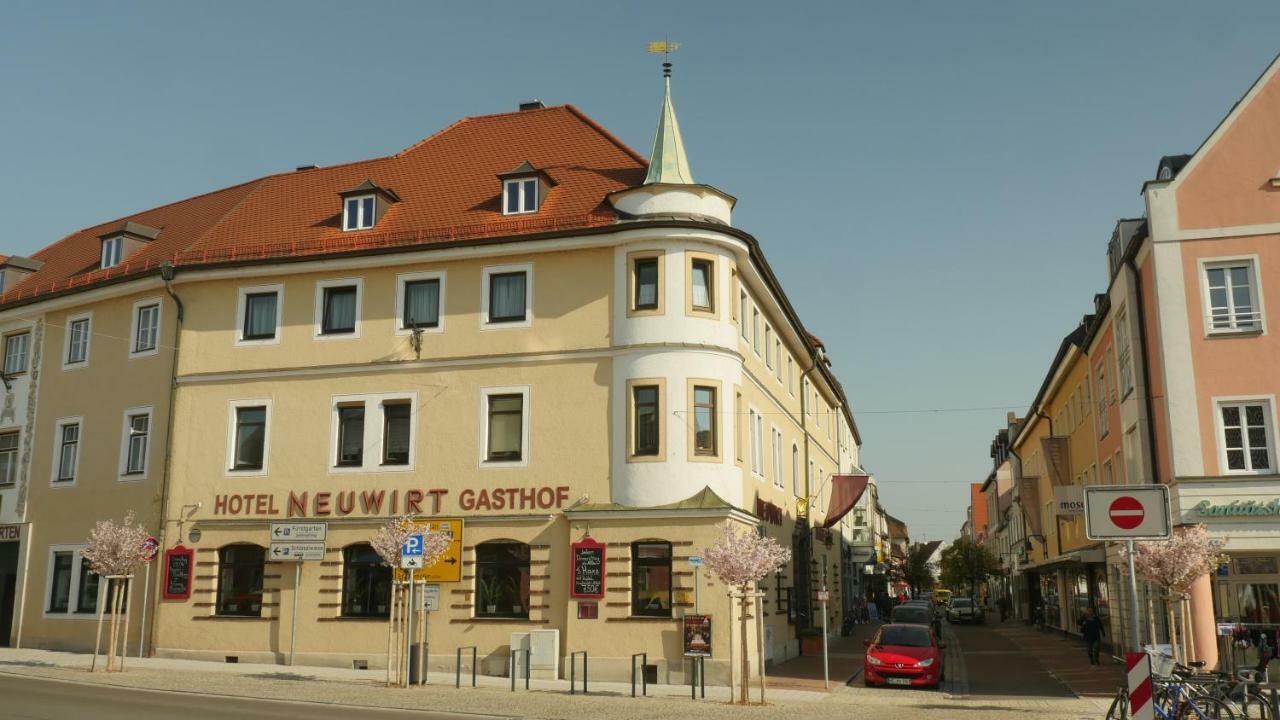 Hotel & Brauerei-Gasthof Neuwirt 노이부르크 안 데어 도나우 외부 사진